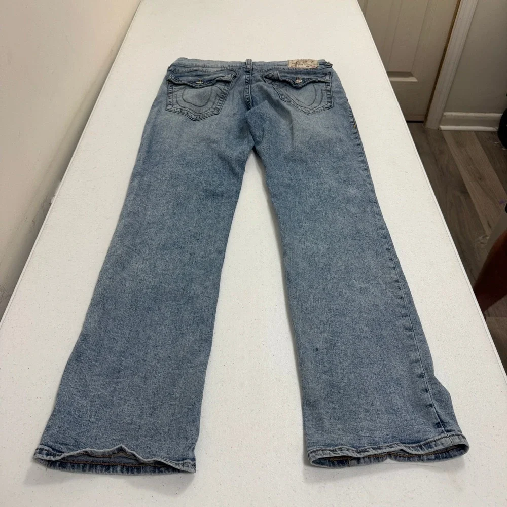 True Religion Ricky Relaxed Straight Leg Light Wash Blue Denim Jeans Mens 34